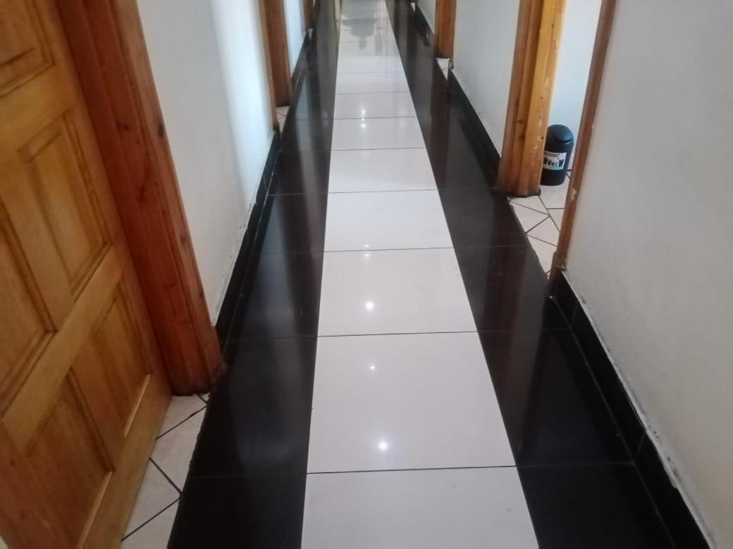 Ebony Guest House Pretoria-Noord Buitenkant foto