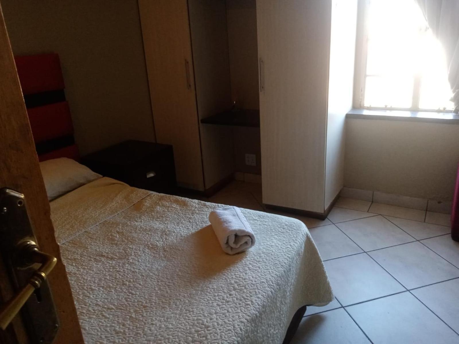 Ebony Guest House Pretoria-Noord Buitenkant foto